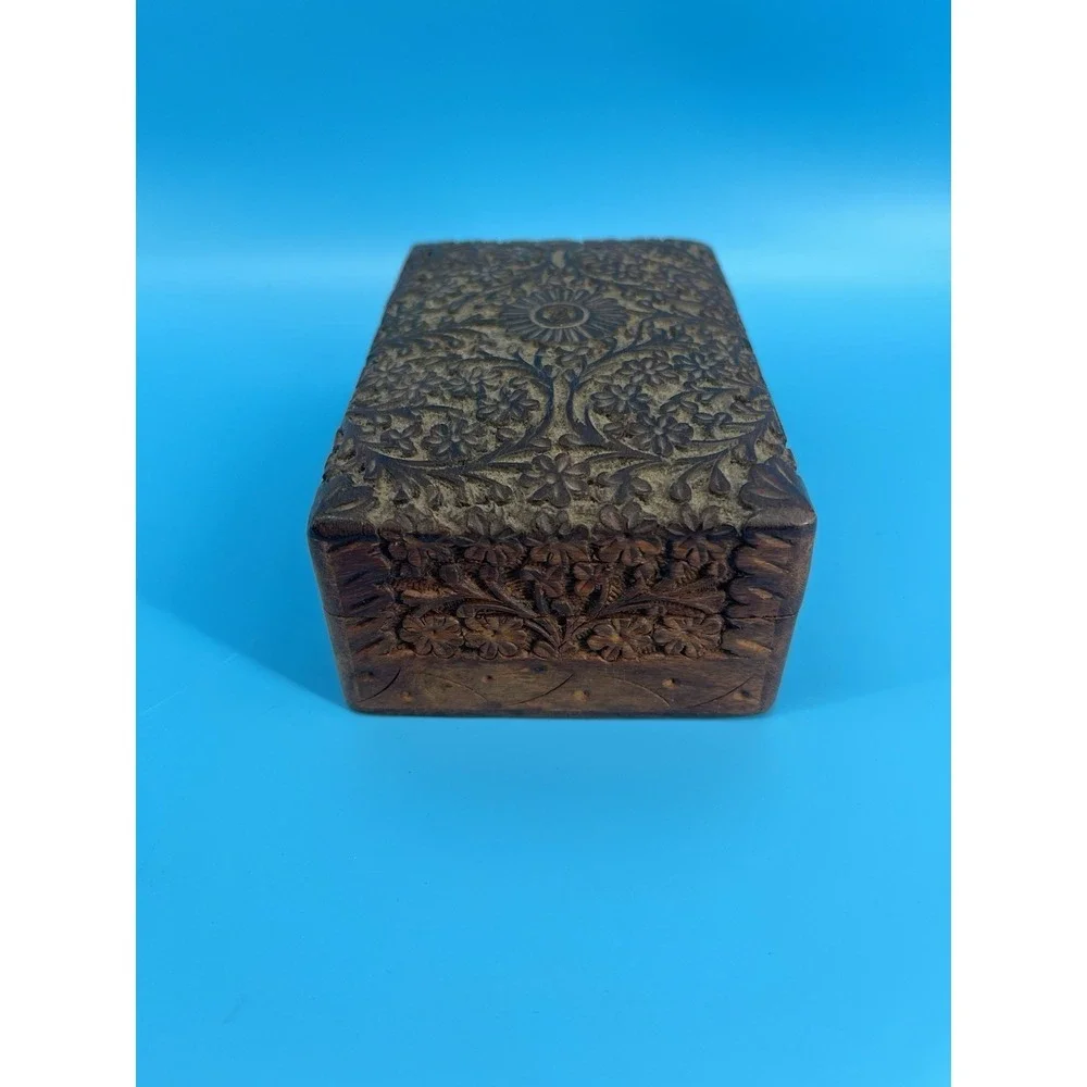 Vintage Hand Carved Wooden Jewelry Trinket‎ Box Floral Velvet Lined 6x2.5